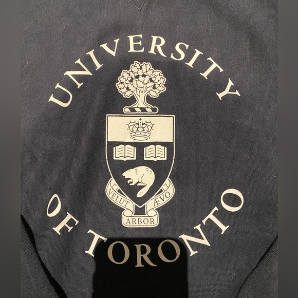 University of Toronto Sweatshirt - Picture 2 of 2